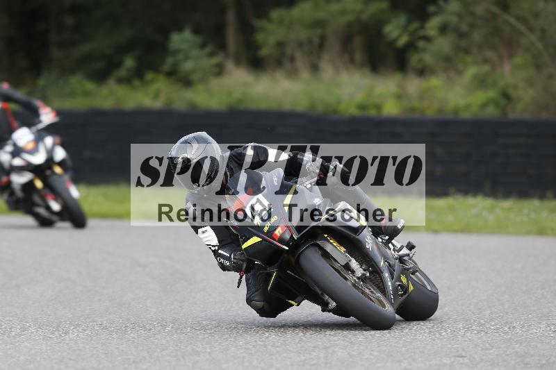 Archiv-2025/53 16.09.2025 Track Day Domi Aegerter ADR/Gruppe rot/41